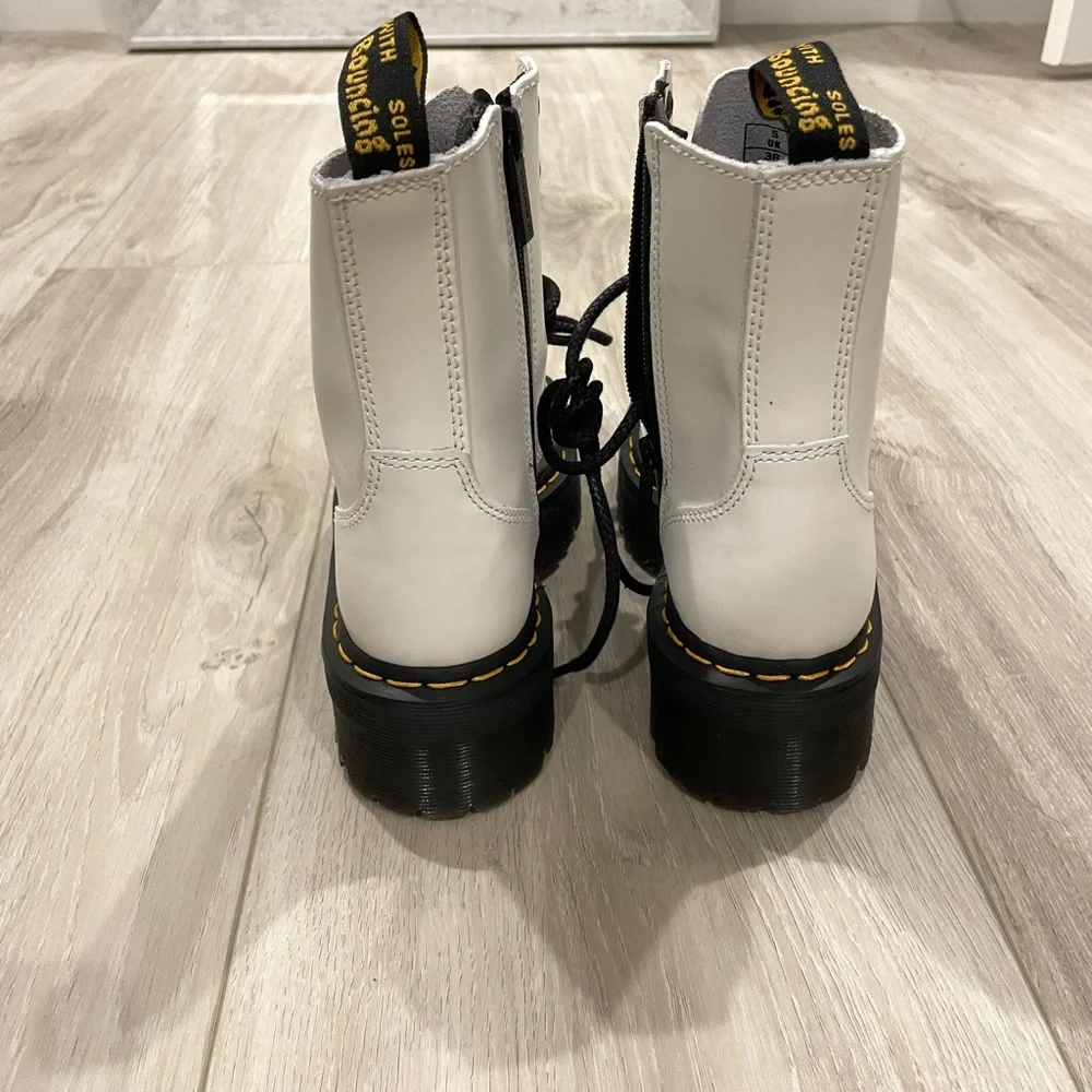 NWOT White Platform Doc Martens - Picture 10 of 12